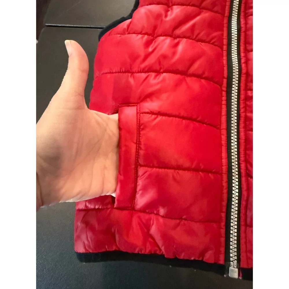 Calvin Klein Boys 2T Puffer Vest Red‎ Quilted Zip Up Logo Patch Outerwear Preppy